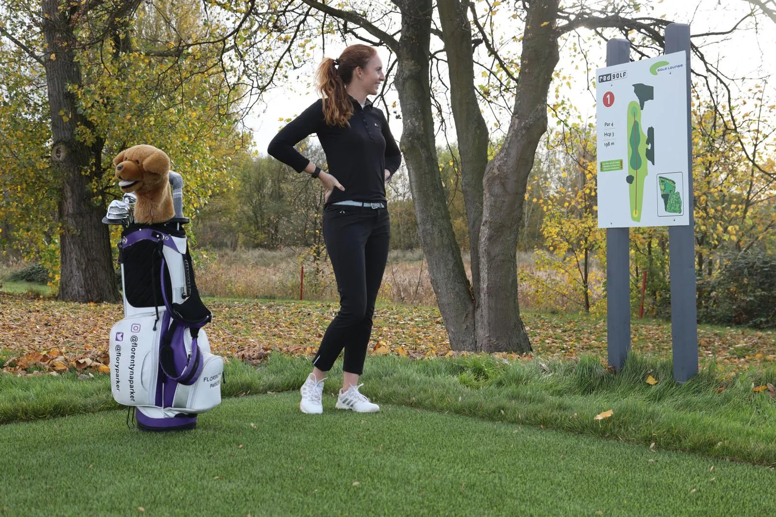 Florentyna Parker auf dem Golfplatz in Südafrika