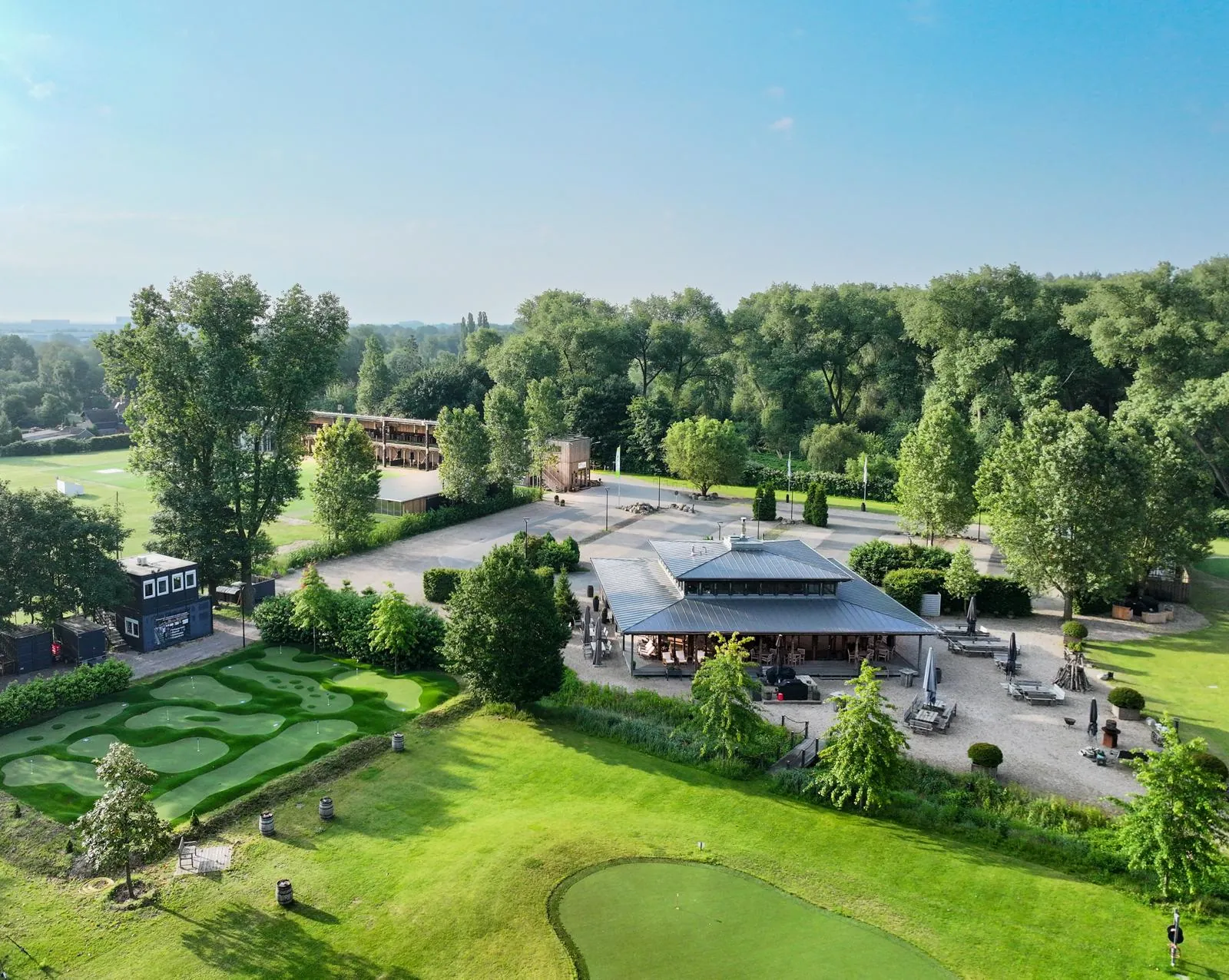 Perfekte Location für Teamevents in der Golf Lounge Hamburg