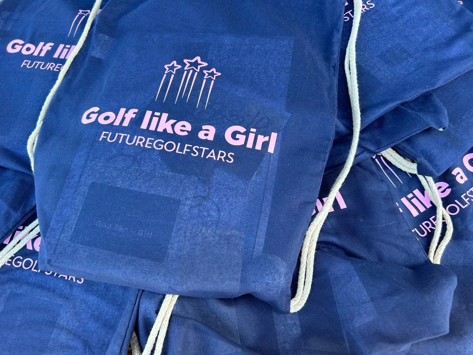 Golf Like a Girl Taster Day - Young girls at golf training